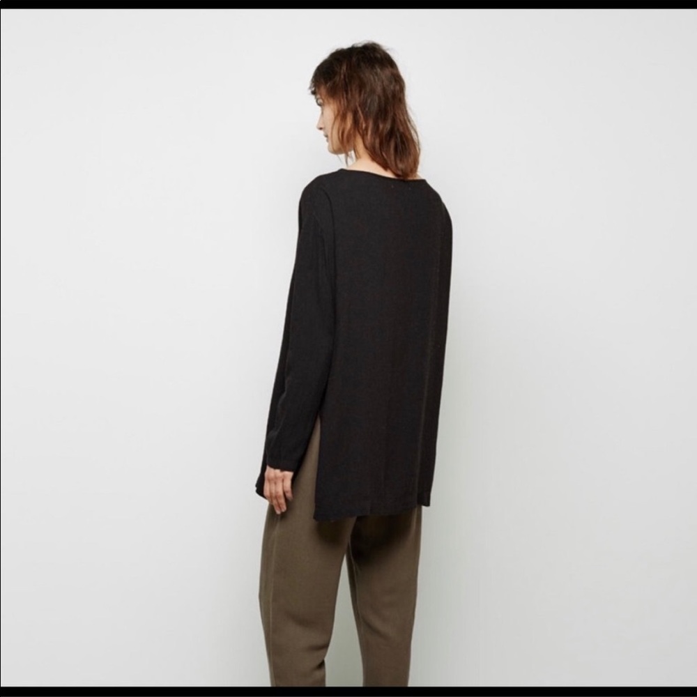 Black Crane Long Slit Top